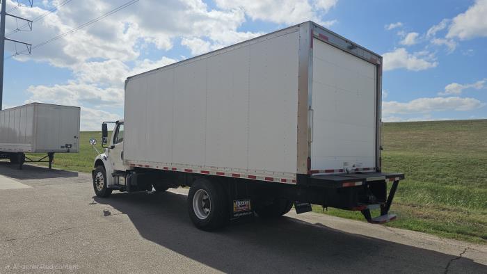 2020 Freightliner Business Class M2 106-14