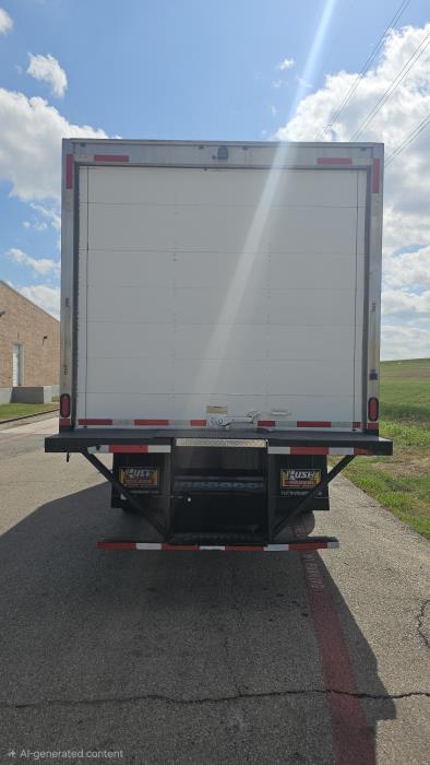2020 Freightliner Business Class M2 106-15