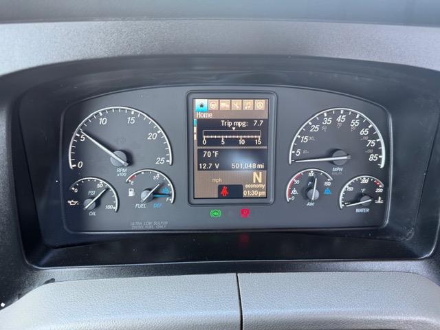 2019 Freightliner Cascadia-8
