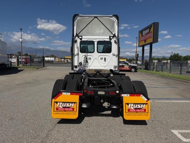 2019 Freightliner Cascadia-5