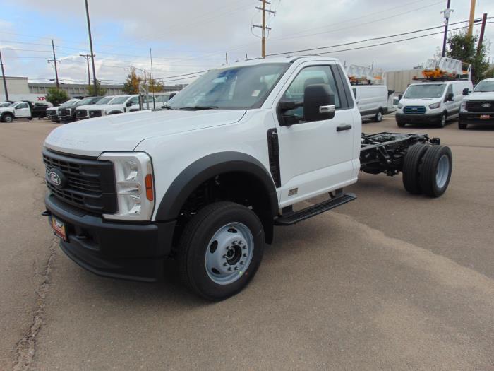 2027 Ford F-550-1