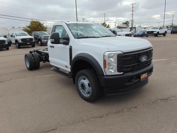 2027 Ford F-550-7