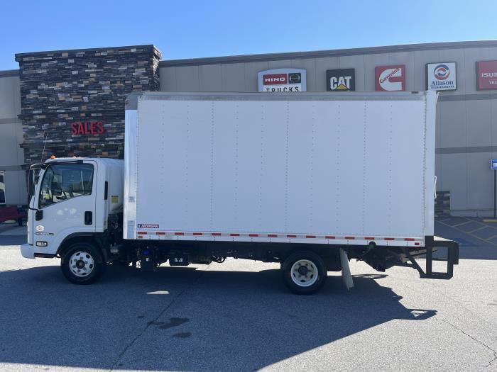 2020 Isuzu NPR-6