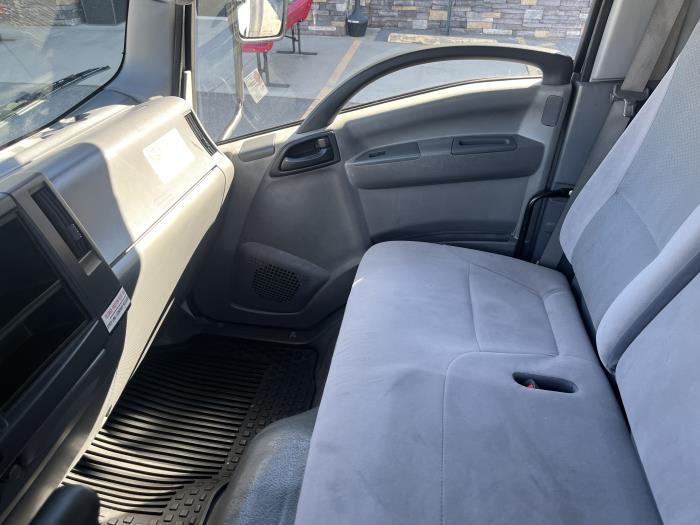 2020 Isuzu NPR-13