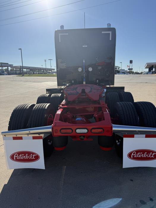 2027 Peterbilt 589-6