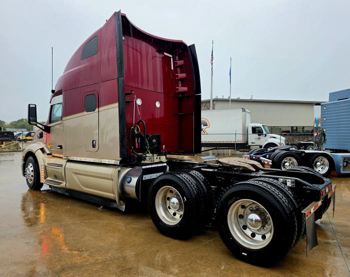 2021 Peterbilt 579-2