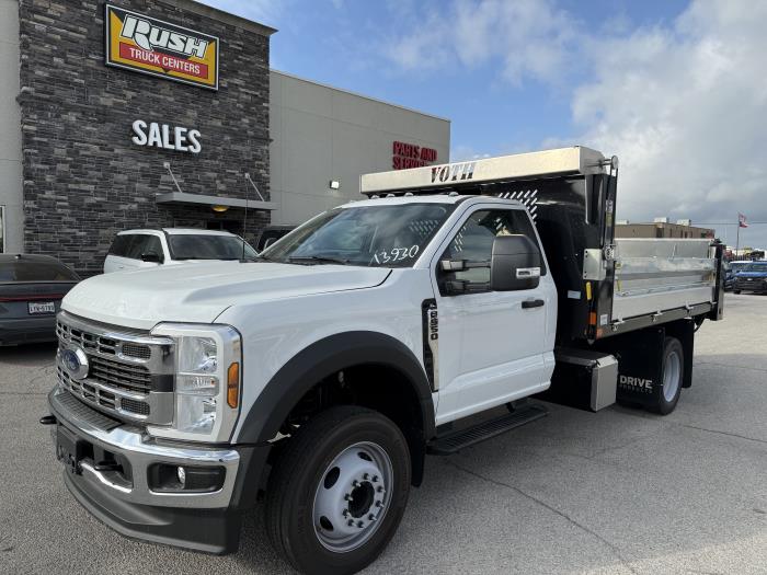 2026 Ford F-550 — photo 2
