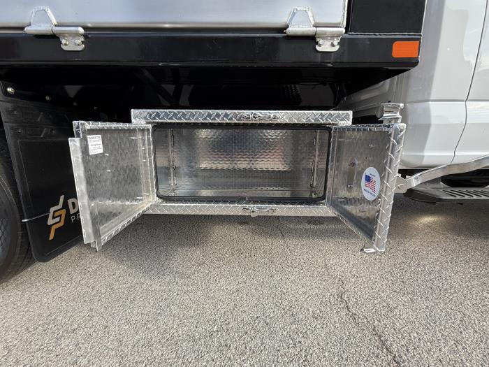 2026 Ford F-550-10