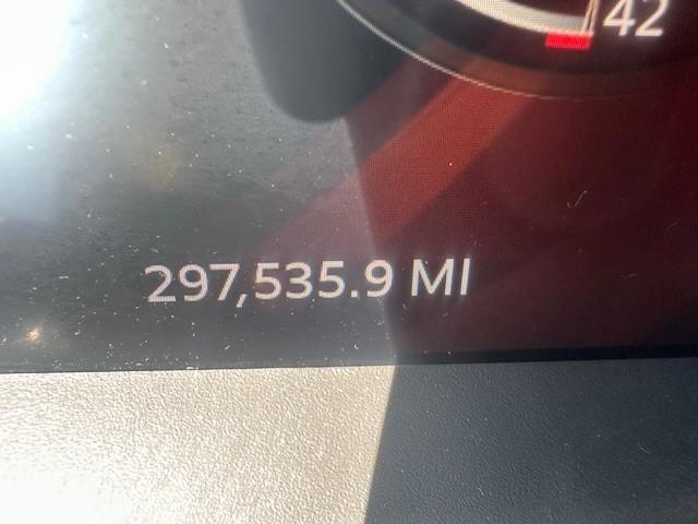 2023 Peterbilt 579-3