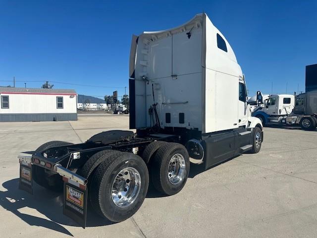 2023 Peterbilt 579-15