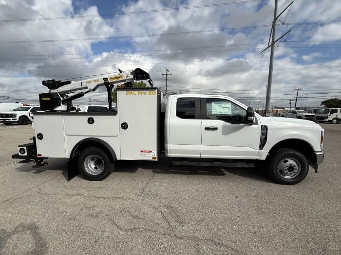 2026 Ford F-350-5