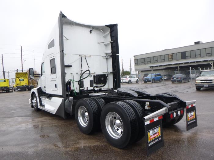 2023 Kenworth T680-2