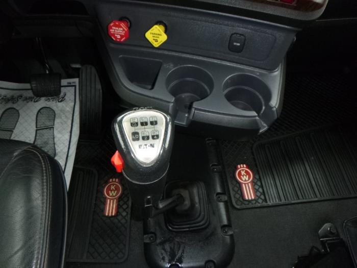 2023 Kenworth T680-15