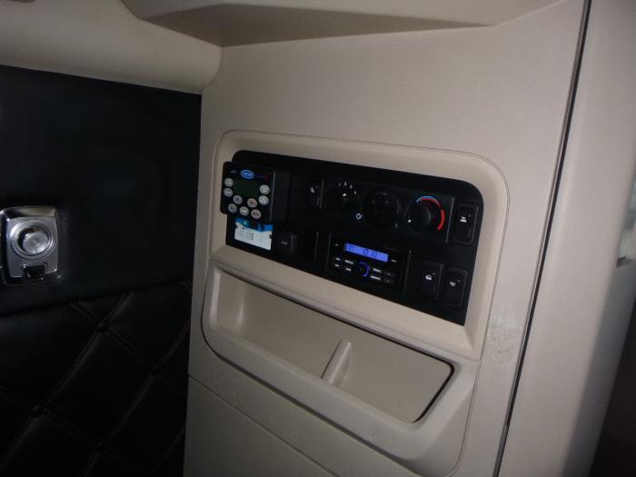 2023 Kenworth T680-24