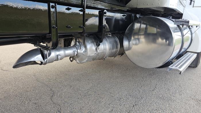 2022 Kenworth T270-17