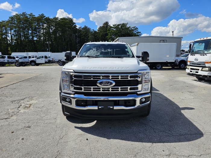 2026 Ford F-550-2