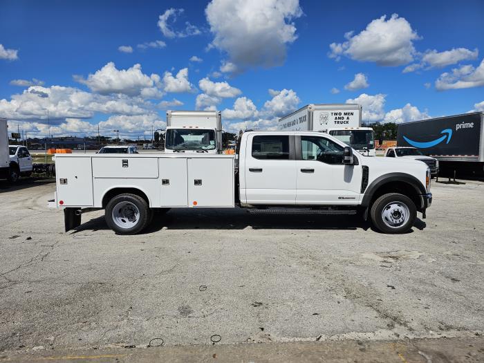 2026 Ford F-550-4