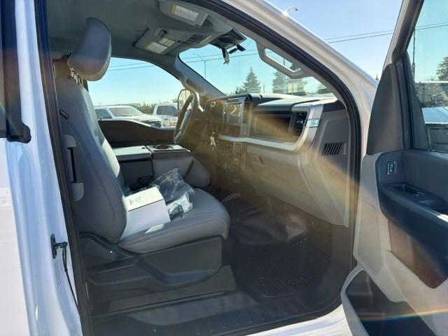 2027 Ford F-550-7