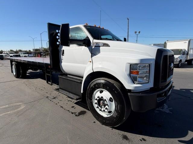 2027 Ford F-650 — photo 4