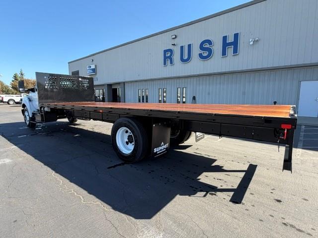 2027 Ford F-650 — photo 7