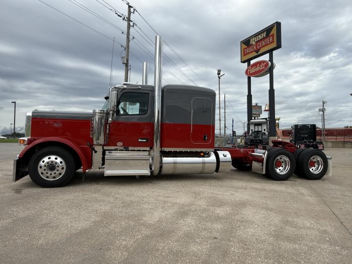 2027 Peterbilt 589-6