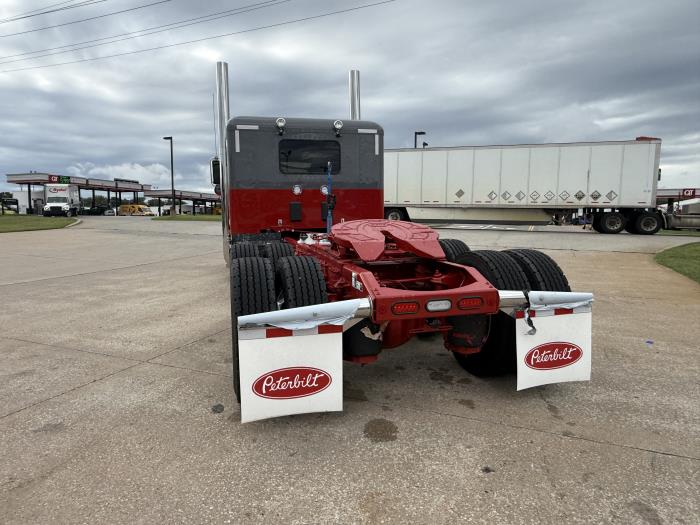 2027 Peterbilt 589-14