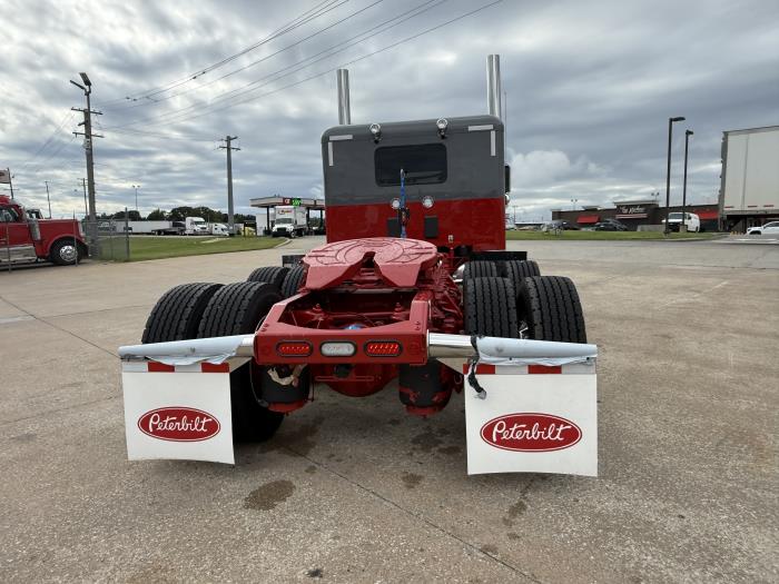 2027 Peterbilt 589-16