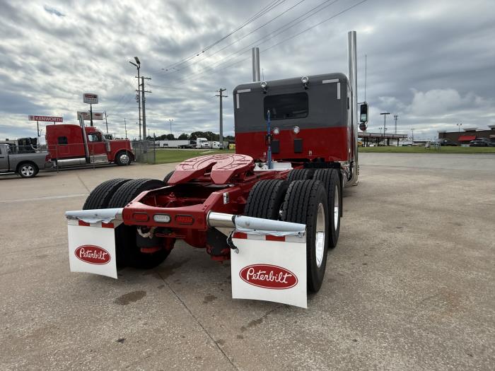 2027 Peterbilt 589-17