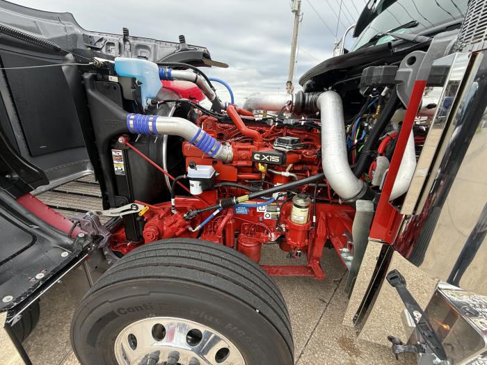 2027 Peterbilt 589-37
