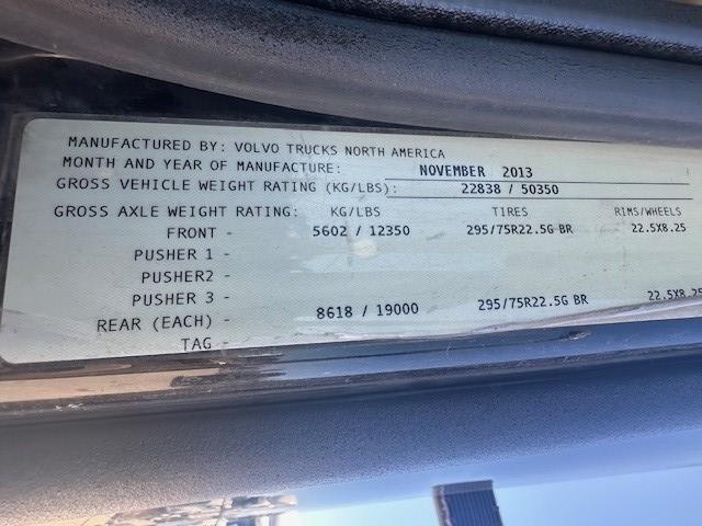 2014 Volvo VNL64T300-9