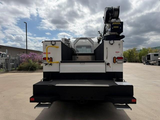 2027 Peterbilt 536-7