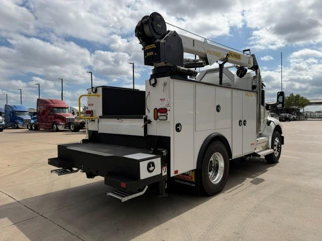 2027 Peterbilt 536-8