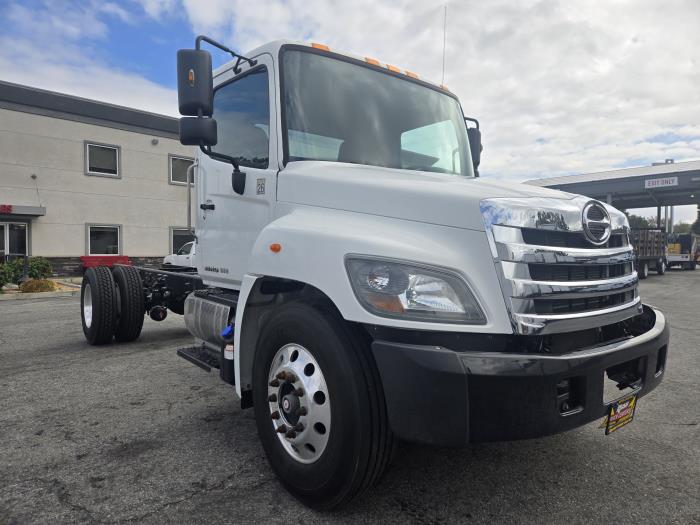 2020 Hino 268 — photo 8
