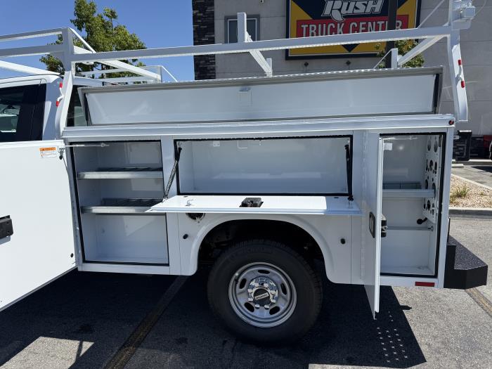 2027 Ford F-250-9