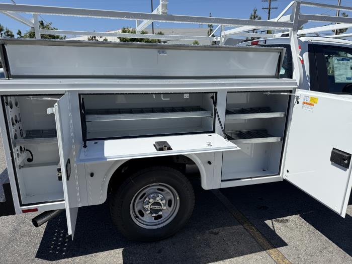2027 Ford F-250-14