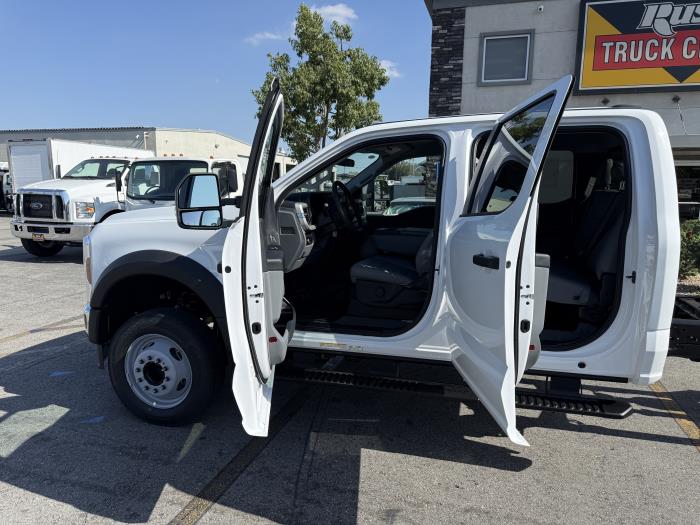 2027 Ford F-550-9
