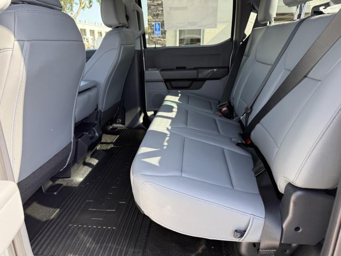 2027 Ford F-550-10