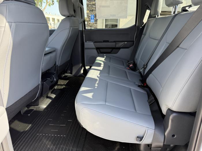 2027 Ford F-550-11