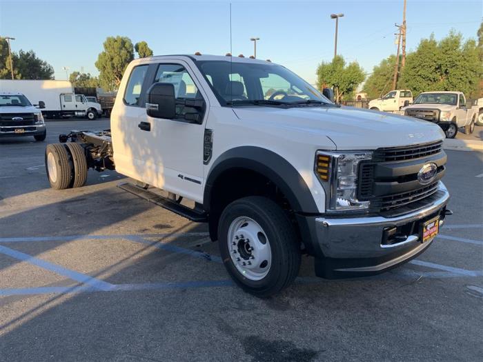 2027 Ford F-550-7