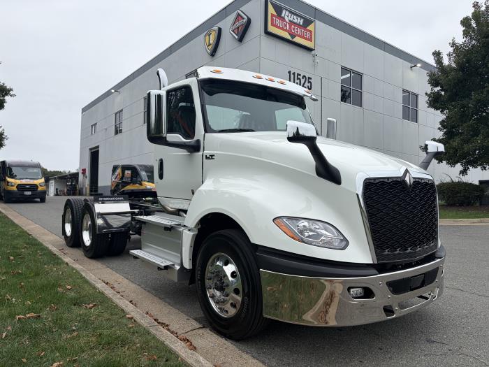 2027 International LT625-2