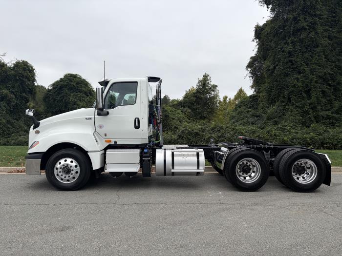 2027 International LT625-7
