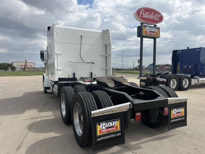 2015 Peterbilt 389-3