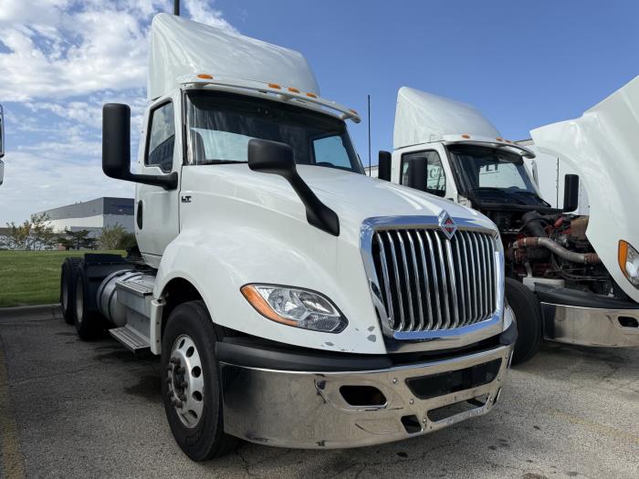 2021 International LT625-1