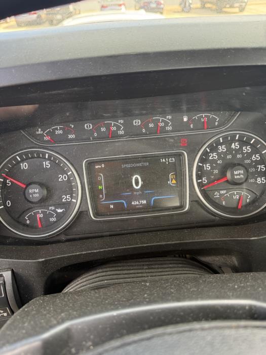 2021 International LT625-2