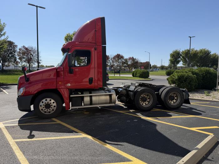 2019 Freightliner Cascadia-4