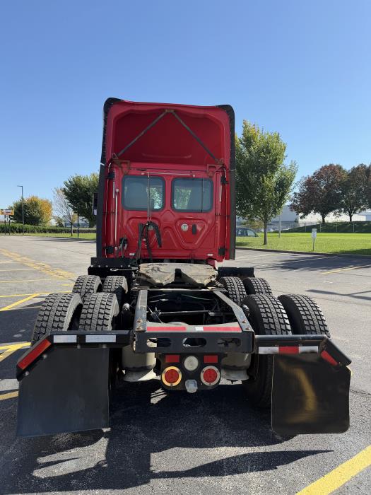 2019 Freightliner Cascadia-5