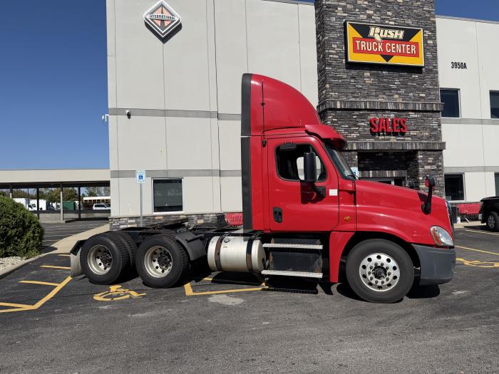 2019 Freightliner Cascadia-11