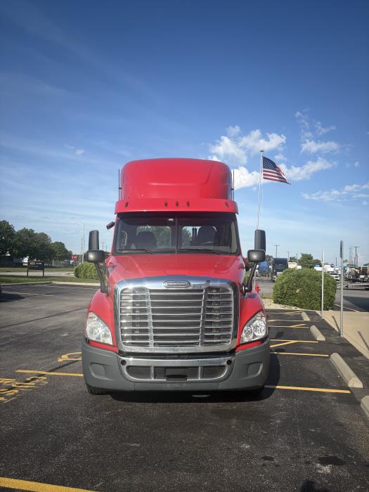 2019 Freightliner Cascadia-2