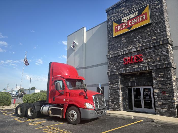 2019 Freightliner Cascadia-3