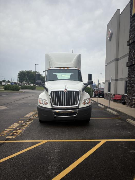 2022 International LT625-6